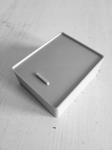 Pojemnik pudełko zamykane 2 komory