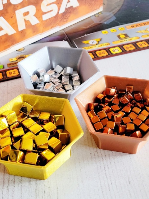 Terraformacja Marsa pojemnik metaliczny miedziany
