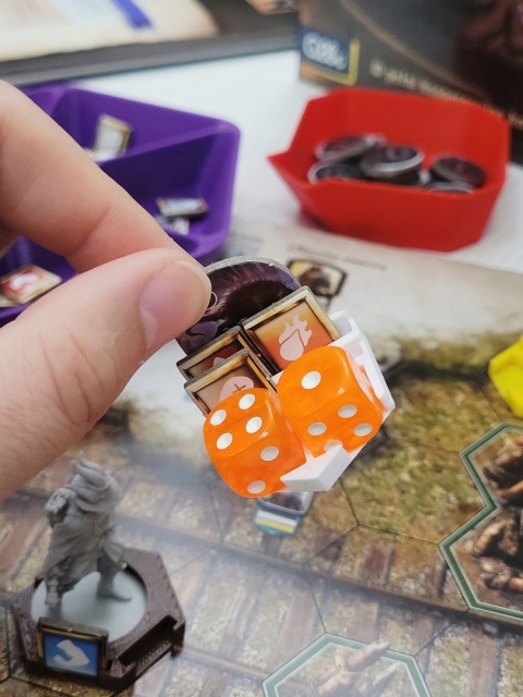 Gloomhaven / Szczęki Lwa podstawki z licznikiem na kostki i statusami 26 szt.