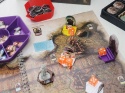 Gloomhaven / Szczęki Lwa podstawki z licznikiem na kostki i statusami 26 szt.