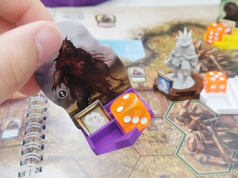 Gloomhaven / Szczęki Lwa podstawki z licznikiem na kostki i statusami 26 szt.