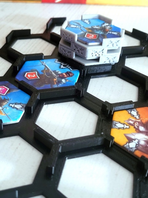 Monolith Arena składany zamiennik tekturowej planszy