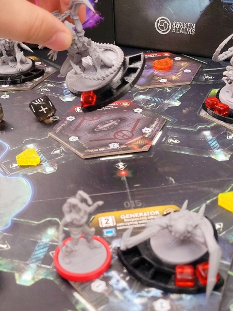 Nemesis podstawki na znaczniki ran dopasowują się do figurki 14 szt.