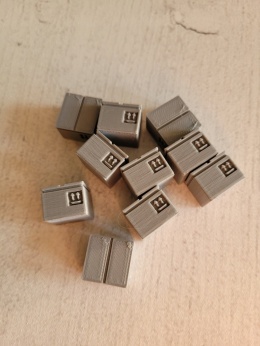 Pudła 3D zamiast żetonów do Hard City 10 szt.