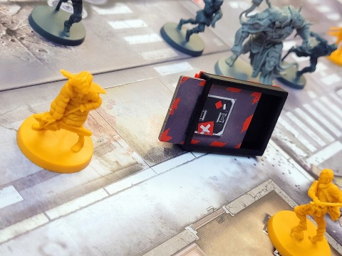 Zombicide 2ed. skrzynie 3D na znaczniki 11 szt.